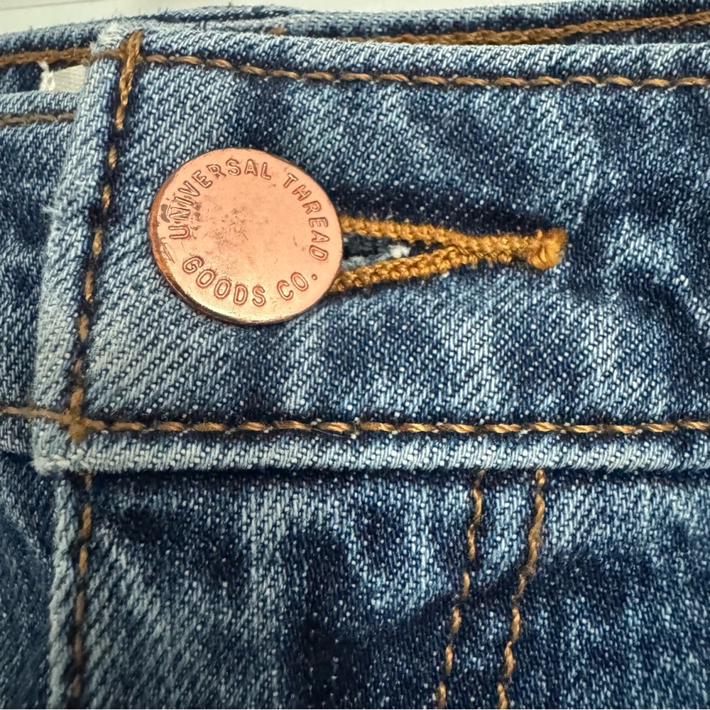 Universal Thread Dark Wash Vintage Midi Jean Shorts, 0 - Picture 6 of 13